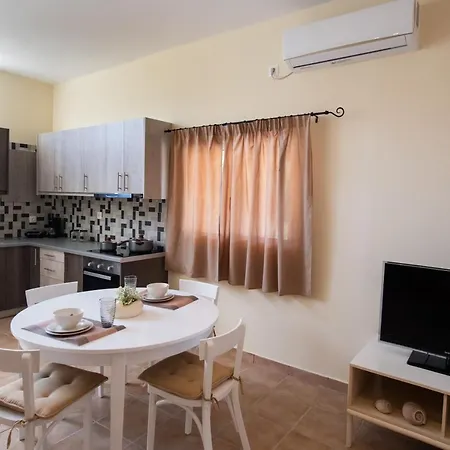 Modern 15 Mins From The Town Of Lefkas *